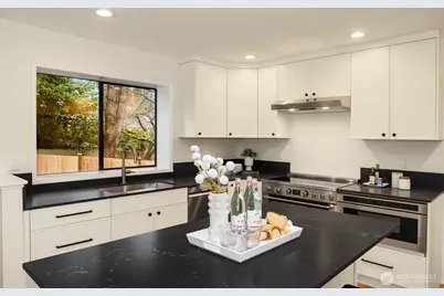 14106 177th Court NE, Redmond, WA 98052 - Photo 14