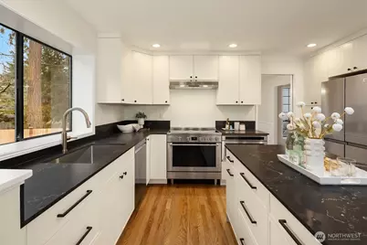 14106 177th Court NE, Redmond, WA 98052 - Photo 12