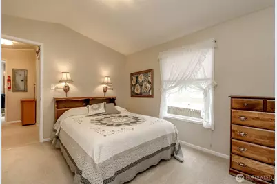 8410 143 Avenue Ct E, Puyallup, WA 98372 - Photo 14