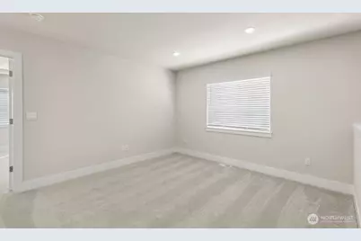 3827 194th Lane SE, Bothell, WA 98012 - Photo 32