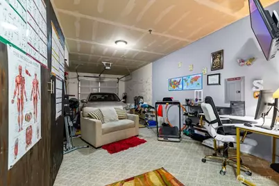 8943 Gravelly Lake Drive SW #2, Lakewood, WA 98499 - Photo 22