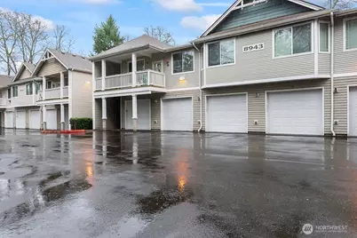 8943 Gravelly Lake Drive SW #2, Lakewood, WA 98499 - Photo 2