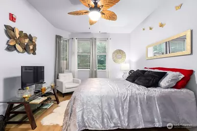 8943 Gravelly Lake Drive SW #2, Lakewood, WA 98499 - Photo 14