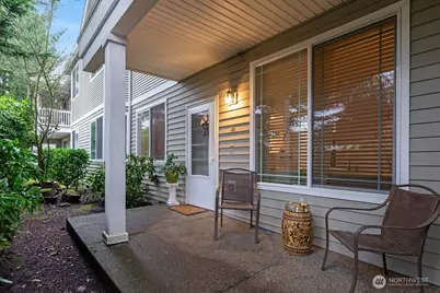 8943 Gravelly Lake Drive SW #2, Lakewood, WA 98499 - Photo 4