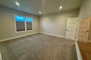 1725 Aaron Dr, Lynden, WA 98264 - Photo 22