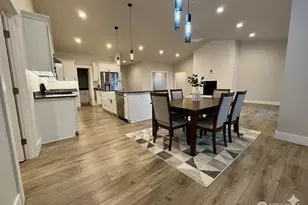 1725 Aaron Dr, Lynden, WA 98264 - Photo 8