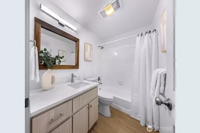 9727 NE Juanita Drive #308, Kirkland, WA 98034 - Photo 24