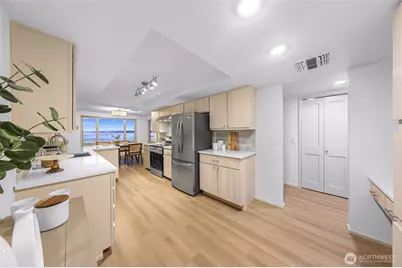 9727 NE Juanita Drive #308, Kirkland, WA 98034 - Photo 20
