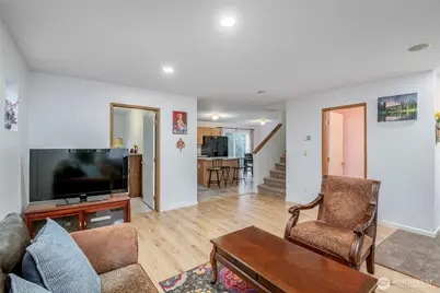 17008 SE 183rd Place, Renton, WA 98058 - Photo 4