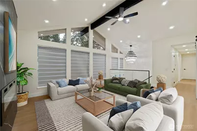 10518 165th Place NE, Redmond, WA 98052 - Photo 2