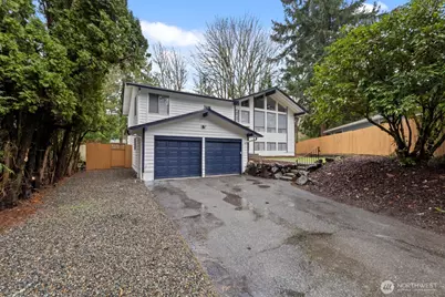 10518 165th Place NE, Redmond, WA 98052 - Photo 1