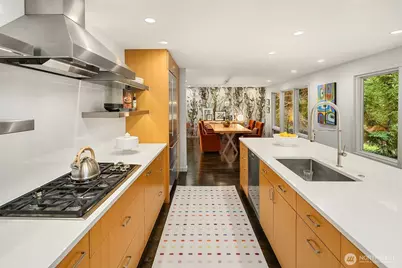 7 Lewis Lane, Mercer Island, WA 98040 - Photo 12