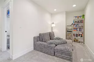 18300 121st Pl SE, Renton, WA 98058 - Photo 10