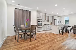 18300 121st Pl SE, Renton, WA 98058 - Photo 4