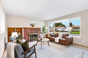 3735 NE 10th Ln, Renton, WA 98056 - Photo 4