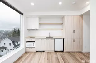 4746 20th Ave NE, Seattle, WA 98105 - Photo 4