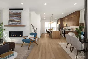 13426 (Hs 2) NE 112th Pl, Redmond, WA 98052 - Photo 4