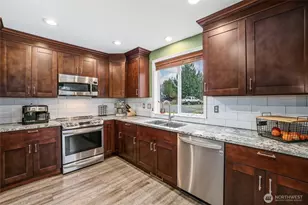 2307 16th Ave, Milton, WA 98354 - Photo 6