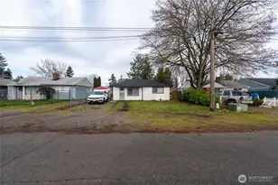 1315 118th St S, Tacoma, WA 98444 - Photo 14
