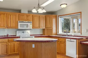 935 Sunrise Dr, Manson, WA 98831 - Photo 10