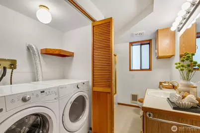 5305 SW Shore Place, Seattle, WA 98136 - Photo 28