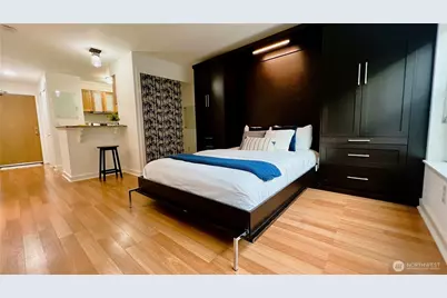 7600 Greenwood Avenue N #206, Seattle, WA 98103 - Photo 4