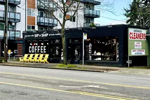 7600 Greenwood Ave N, Seattle, WA 98103 - Photo 24