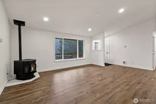 14403 Brandie Ct SE, Yelm, WA 98597 - Photo 8