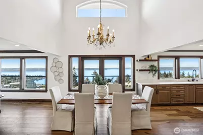 6106 Panorama Drive NE, Tacoma, WA 98422 - Photo 10