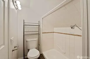 120 N 80th St, Seattle, WA 98103 - Photo 22