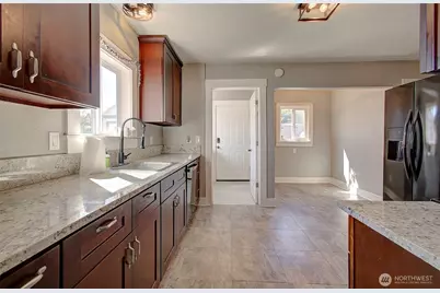 421 24th Avenue, Longview, WA 98632 - Photo 10