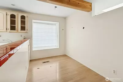 6420 NE 129th Place, Kirkland, WA 98034 - Photo 8