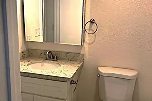 12602 NE 118th St, Kirkland, WA 98034 - Photo 16