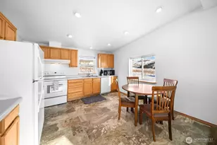 565 Boyd Loop Rd, Manson, WA 98831 - Photo 6