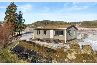 565 Boyd Loop Rd, Manson, WA 98831 - Photo 1