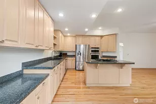 18308 SE 277th Pl, Covington, WA 98042 - Photo 12