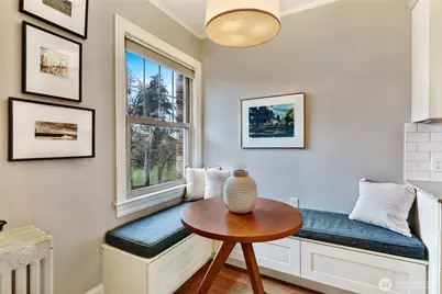 5810 Cowen Place NE #202, Seattle, WA 98105 - Photo 14