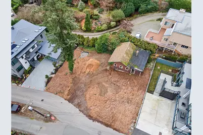 8329 NE Juanita Drive, Kirkland, WA 98034 - Photo 30