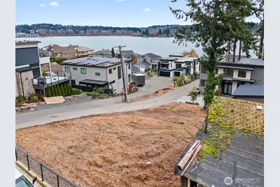 8329 NE Juanita Drive, Kirkland, WA 98034 - Photo 34
