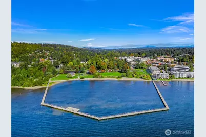 8329 NE Juanita Drive, Kirkland, WA 98034 - Photo 16