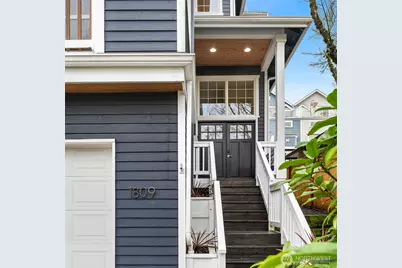 1809 Martin Luther King Jr Way, Seattle, WA 98122 - Photo 2