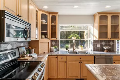 24419 214th Avenue SE, Maple Valley, WA 98038 - Photo 10