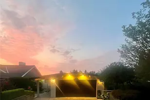 3510 W Commodore Way, Seattle, WA 98199 - Photo 36