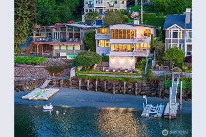 3510 W Commodore Way, Seattle, WA 98199 - Photo 2