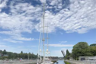 3510 W Commodore Way, Seattle, WA 98199 - Photo 32