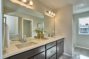 18517 SE 271st Pl, Covington, WA 98042 - Photo 16