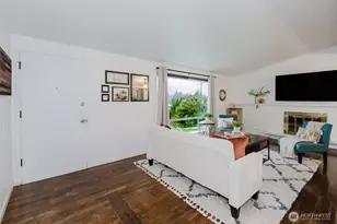 318 E 28th St, Bremerton, WA 98310 - Photo 4