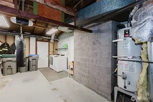 318 E 28th St, Bremerton, WA 98310 - Photo 28