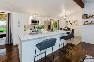 318 E 28th St, Bremerton, WA 98310 - Photo 10