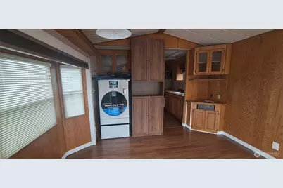 2400 Donovan Avenue #16, Bellingham, WA 98225 - Photo 6